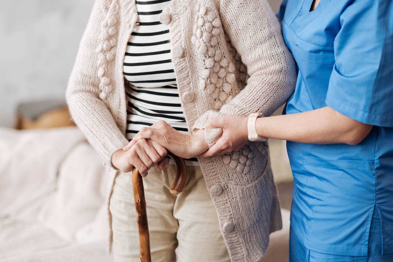 Trouver une offre de travail pour accompagner des seniors à leurs rendez-vous médicaux avec transport adapté et assistance à Nice 06000 dans les Alpes-Maritimes